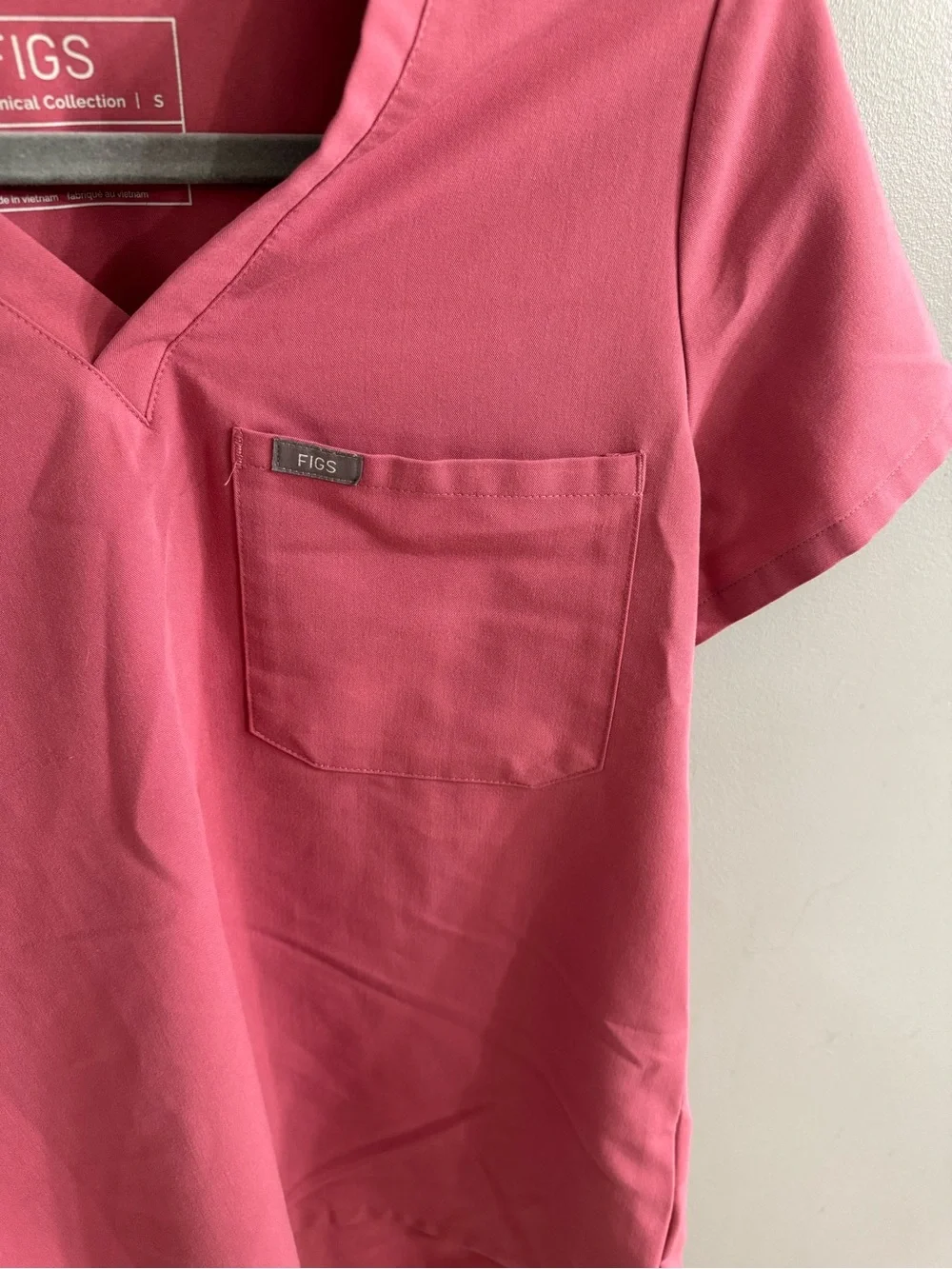 FIGS Rare Peace Out Breast Cancer Dusty Rose Zamora Jogger Set S - Picture 5 of 10